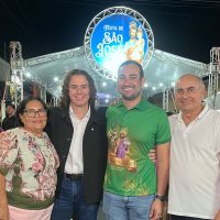 9B5543AF-BB6F-4988-81C2-88074A8406FF